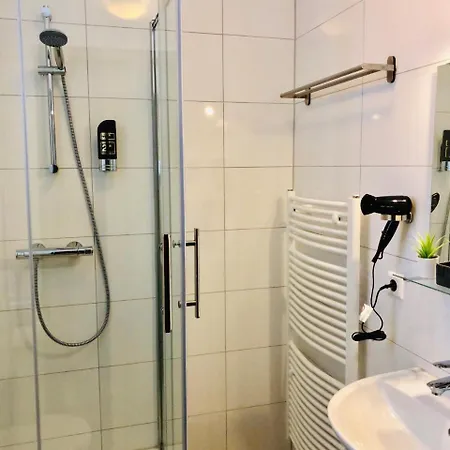 Post 3* شيندلفينجن